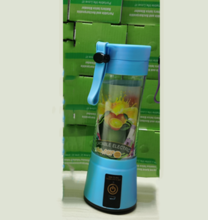 BlendGo™ Mini Portable USB Blender NestWell